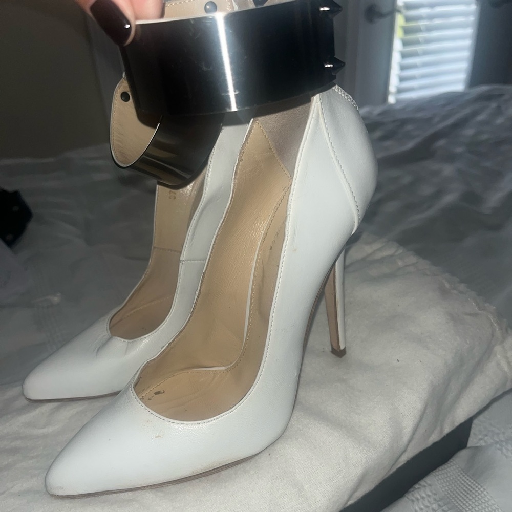 Women’s white olcay gulsen shoes, 100% authentic, size 37
